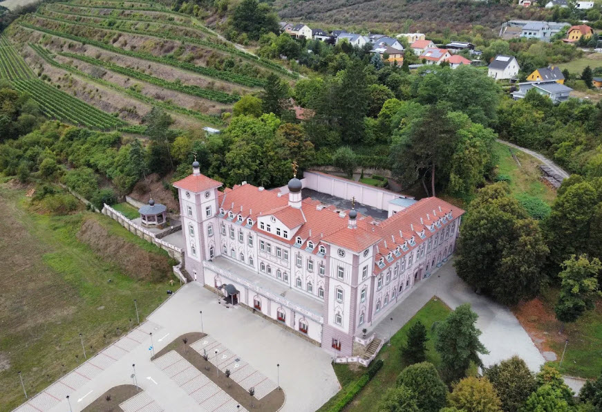 Zámek Loděnice, Czech Republic (Czechia)
